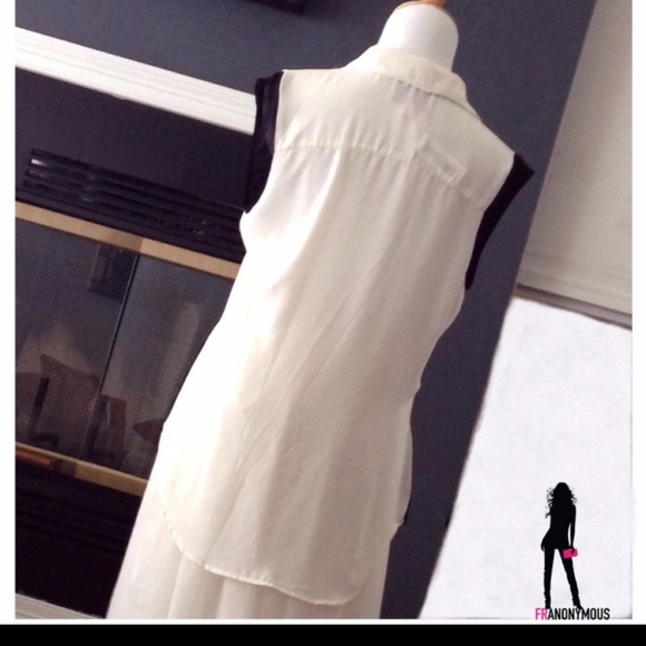 Black and White Sleeveless Chiffon Top - Picture 2 of 3